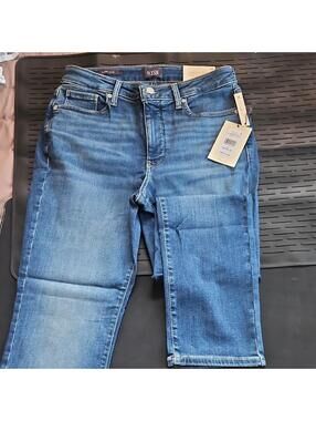 NYDJ Slim Straight Jeans Opera Blue Petite Button Accent Medium Wash 5-Pocket